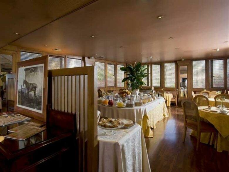 Hotel Polo