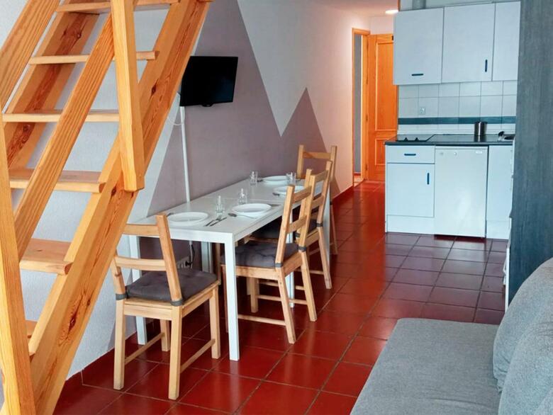 Apartamentos Las Tuyas 3000