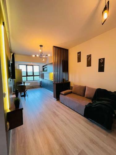Cozy 2 Rooms Apartment - Panoramic View