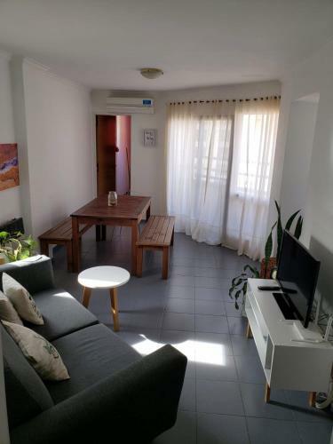 Apartamento El Abrojal 4 - Departamento Sobre Ca�ada, Zona Centro