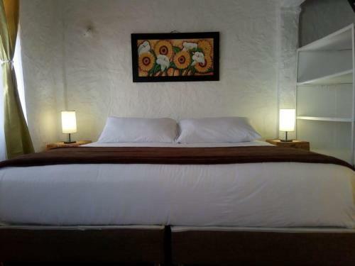 Hostal Villa Luisa Hotels