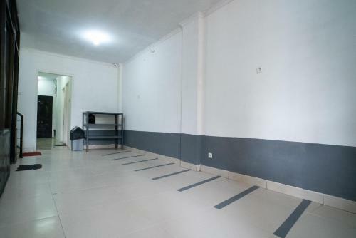 Hotel Reddoorz @ Aralia Harapan Indah