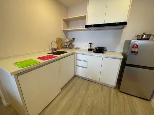 Apartamento Stunning Rooftop Pool; Walk To Beach;luxury 2 Bed 2 Bath