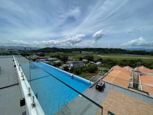 Apartamento Stunning Rooftop Pool; Walk To Beach;luxury 2 Bed 2 Bath