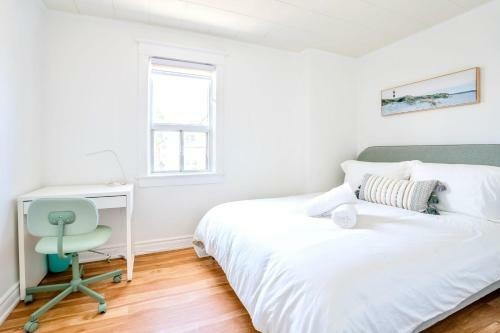 Bright 3br Townhouse In York W Private Deck & Parking