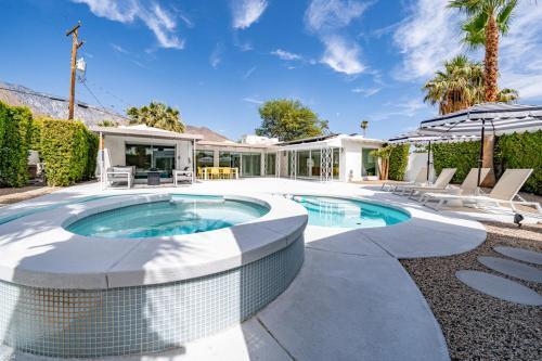 Dreamland Hideaway