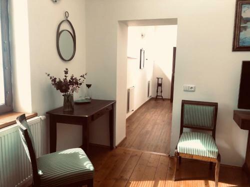 Hostal Penzion A Hostinec U ?esk� Koruny