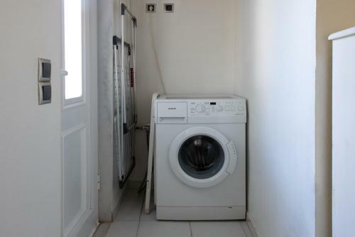 Villa Serenity @sounio-close To The Beach!
