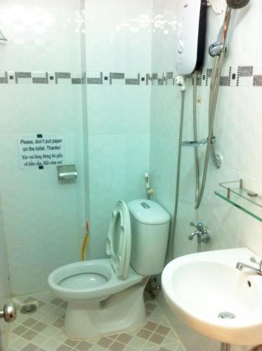 Hostal Ngoc Phu Hotel