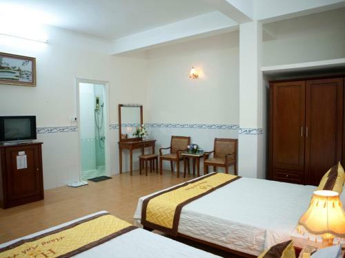 Hung Anh Hotel
