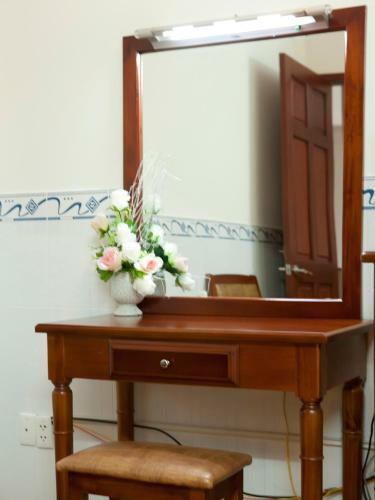 Hung Anh Hotel
