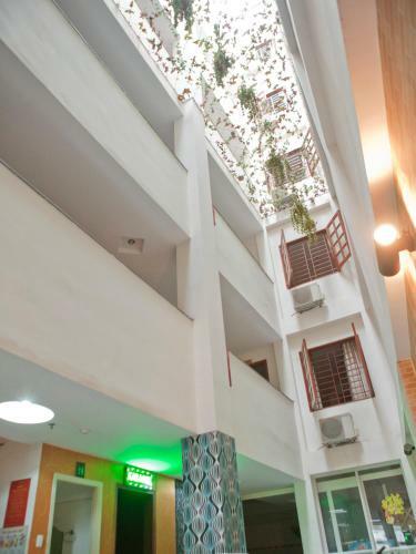 Hung Anh Hotel