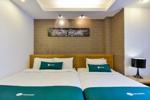 Aries Hotel