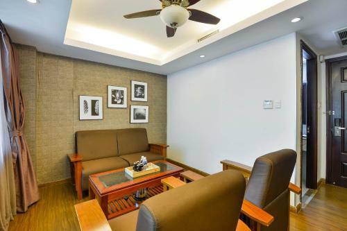 Aries Hotel