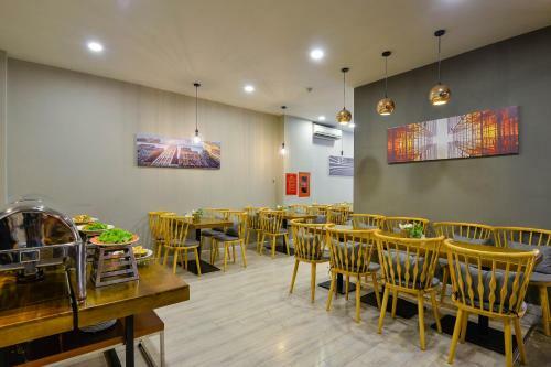 Aries Hotel