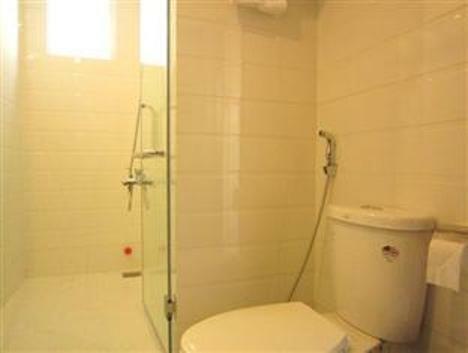 Apogee Hotel