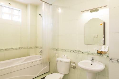 Hotel Vien Dong District 7 Phu My Hung