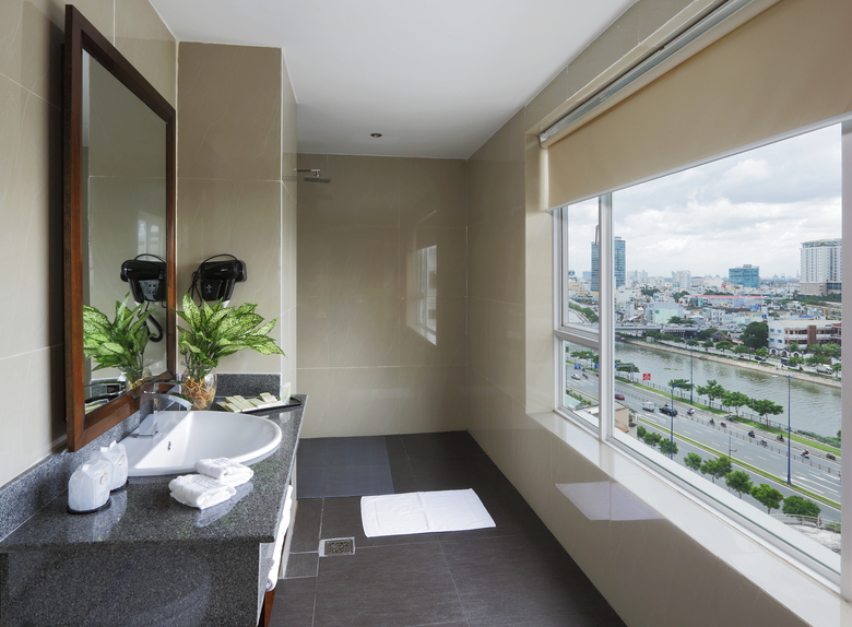 Sunland Hotel