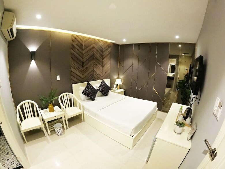 Dinh Phat Hotel