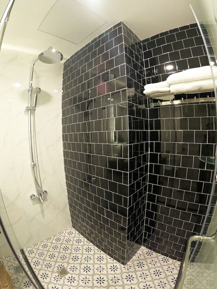 Dinh Phat Hotel