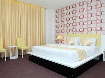 Luxury Hotel