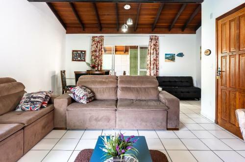 Apartamento Aconchegante Em Centro De Meia Praia