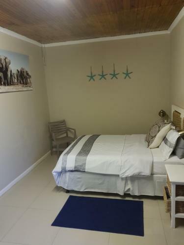 Hostal At Cheryl's Guesthouse