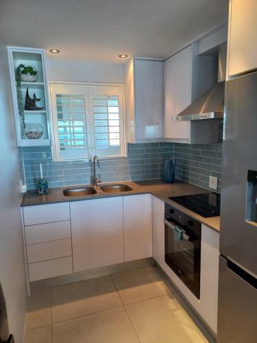 Apartamento Dolphin Beach H203 Table Mountain Views