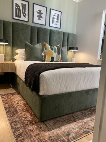 Ellipse Executive Apartment - Green