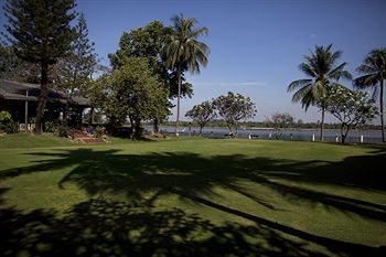 Aparthotel Riverside Serviced Apartments
