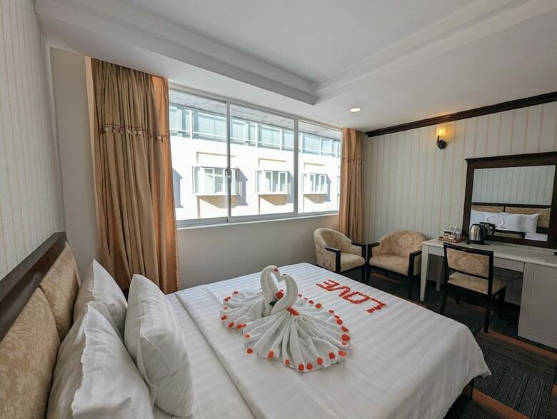 Dong Kinh A Hotel