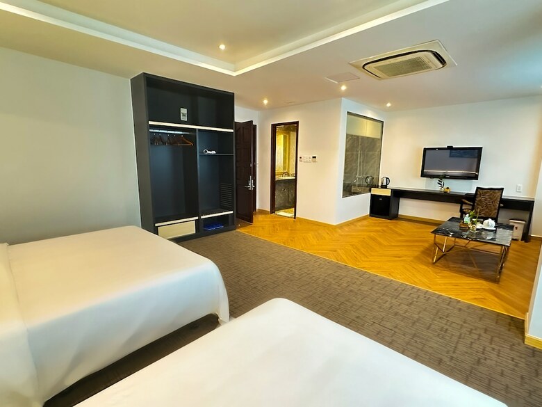Dong Kinh A Hotel