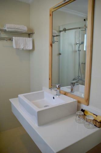 Phu Tho Hotel