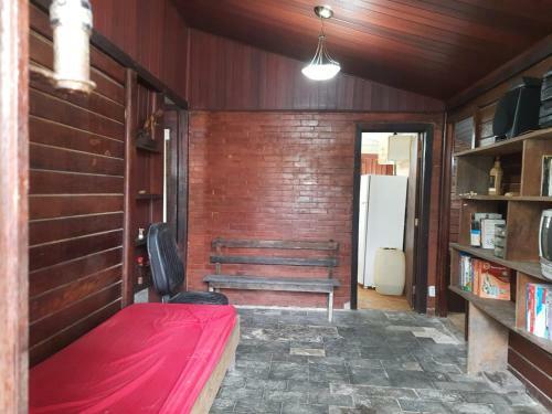 Casa De Madeira Em Condom�nio
