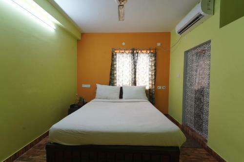 Hotel Maahi Stays