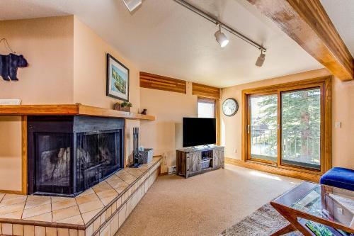 Hotel Snowmass Escape