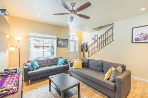 1711 Hinkson Terrace