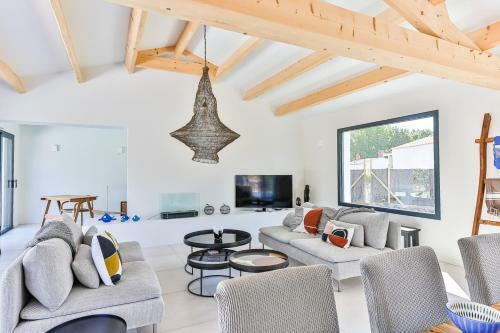 Tr�s Jolie Maison Familiale Avec Piscine