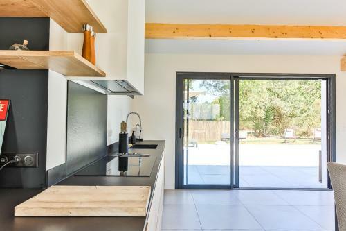 Tr�s Jolie Maison Familiale Avec Piscine