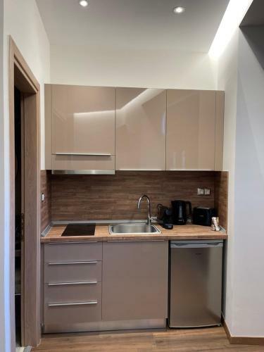 11 Luxury Apartments..