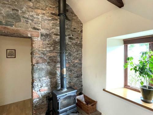 Pass The Keys Beautiful 2br Converted Mill - Idyllic Location