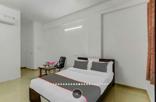 Oyo 92166 Hotel Vijit Palace