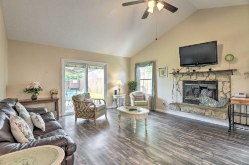 Panama City Bungalow Less Than 2 Mi To Water Access!