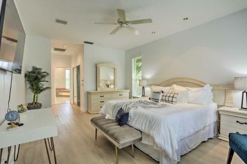 Port St Lucie Escape With Entertainment Room!