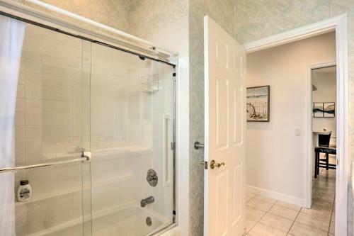 Port St Lucie Escape With Entertainment Room!