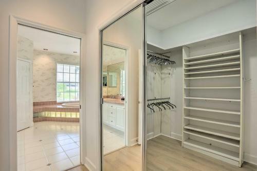 Port St Lucie Escape With Entertainment Room!