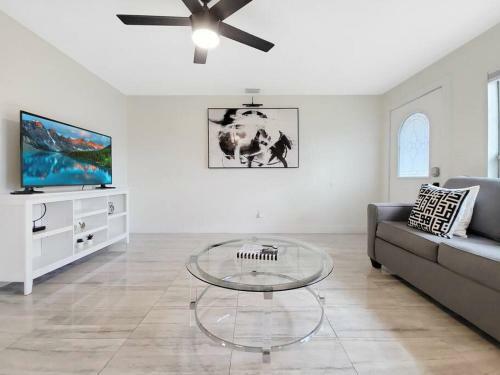 Villa 14 Guests Vacation House