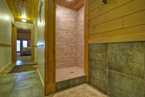 Fox Run Lodge - Pet Friendly