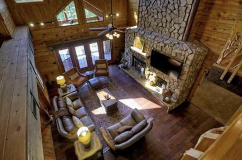 Fox Run Lodge - Pet Friendly