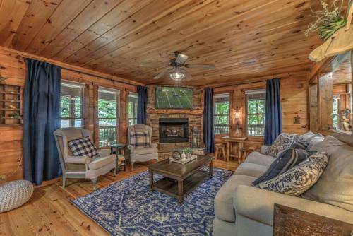 Blue Chalet By Escape To Blue Ridge